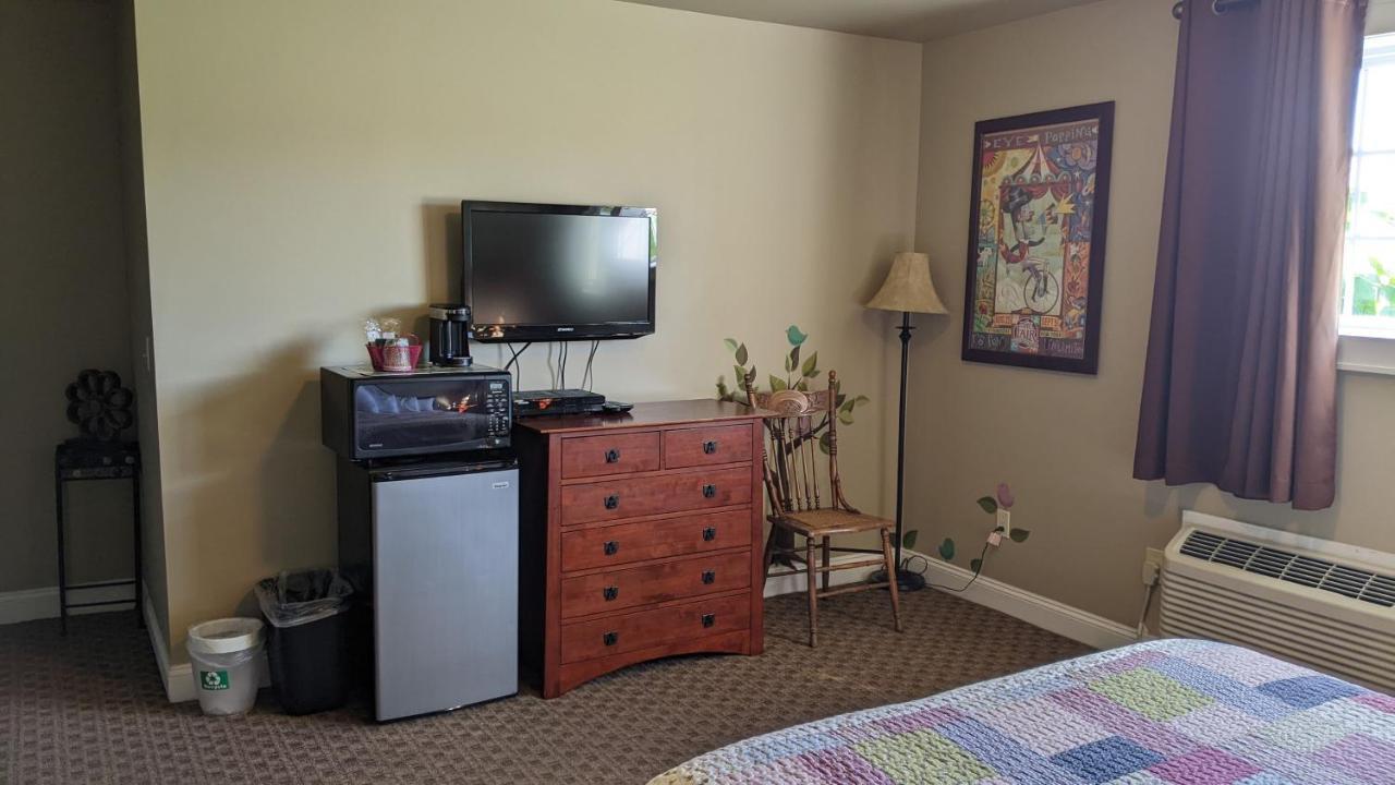 The Meadowlark Inn East Springfield Екстер'єр фото