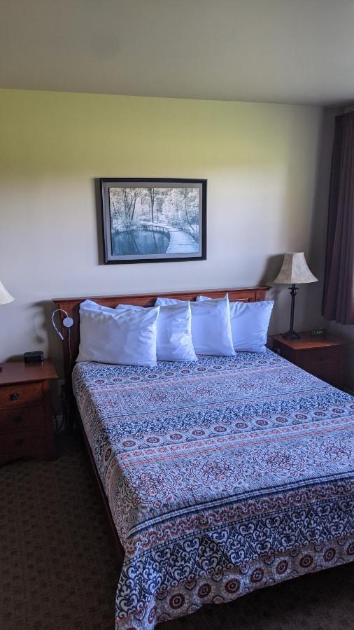 The Meadowlark Inn East Springfield Екстер'єр фото
